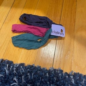 Claire’s 3-piece headbands